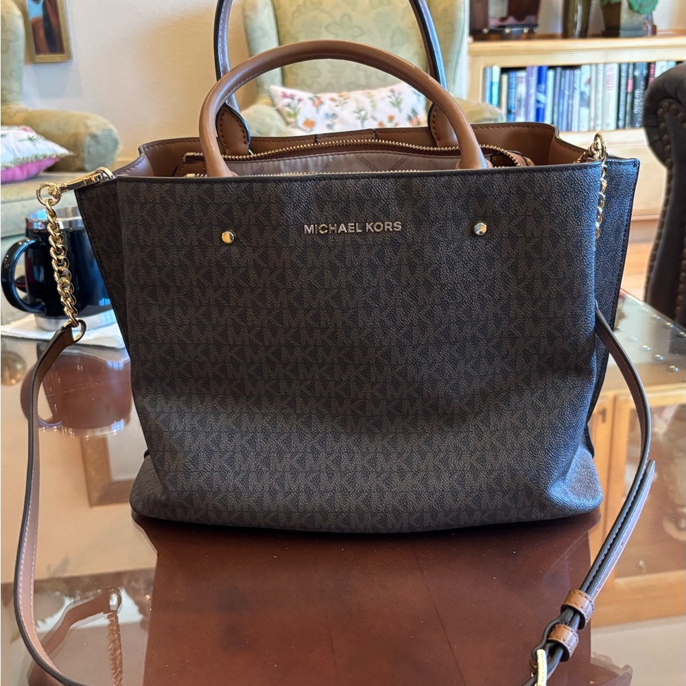 Michael Kors Brown Handbag